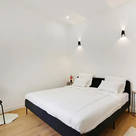 Sublime 2 Bedroom Flat In Appartamento Parigi